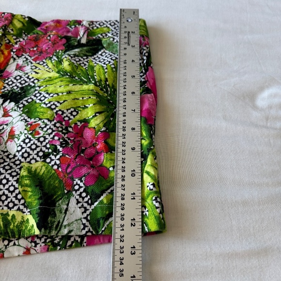 Cynthia Rowley Women's 10 Floral Forest Chino Shorts Bright Multicolor Stretch - Picture 10 of 11
